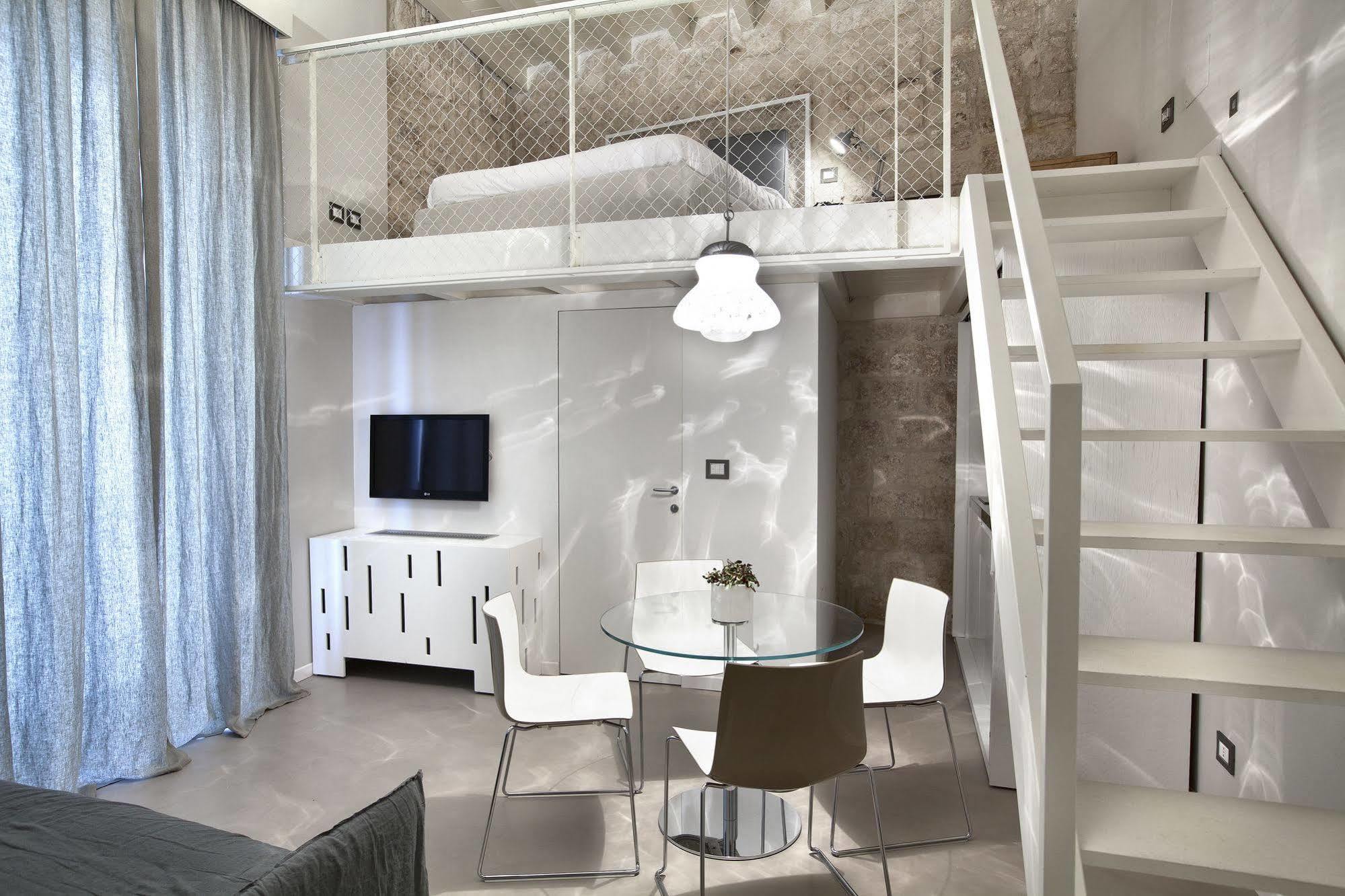 Palazzo Calo Aparthotel Bari Luaran gambar
